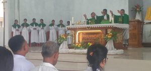 Deken Lembata Rm. Sinyo Da Gomez, Pr Lantik Pengurus Pengurus Dewan Pastoral Paroki SAJ Waikomo