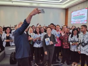 Kisah Para Guru Memburu Nurul Arifin di Hotel Harper Kupang