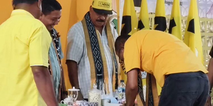 Tandatangan Pakta Integritas Partai Golkar, Simon Subandi : Saya Bukan Kader Titipan Partai Lain