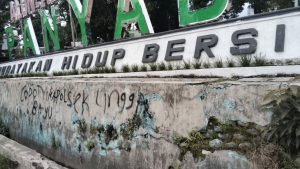 Aksi Protes PETI di Madina : Coretan Kritik Aparat ada Nama LABAN