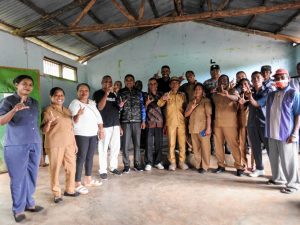 Wabup Nasir Dengar Keluh Kesah Warga Baobolak, Janji Perbaiki Sekolah, Dongkrak Ekonomi Lokal!