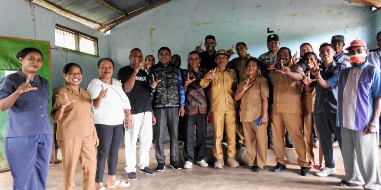 Wabup Nasir Dengar Keluh Kesah Warga Baobolak, Janji Perbaiki Sekolah, Dongkrak Ekonomi Lokal!