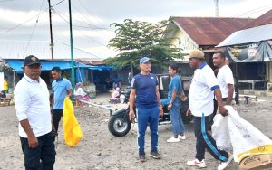 Bupati Kanis Rayakan Ultah ke-56, Bersama, Sekretariat Daerah Bersihkan Sampah