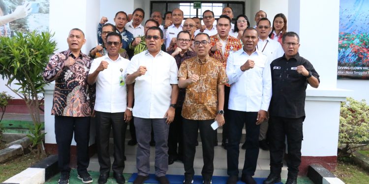 Mendiktisaintek Kunker NTT, Tegaskan Kampus Dorong Kemajuan Daerah dan Bangsa