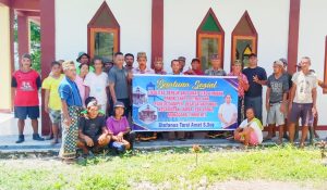 Peduli Kegiatan Rohani Stefanus Tarsi Salurkan Bantuan Fasilitas Gereja di Manggarai Timur