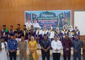 Wabup Nasir : Calon Haji Lembata Jaga Kesehatan dan Disiplin