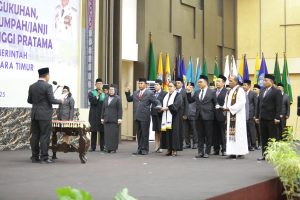 Gubernur NTT Lantik 15 Pejabat Eselon II : Dorong Peningkatan Kualitas Pelayanan Publik