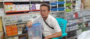 Demi Sarjana, Yatim-piatu Mahasiswa STAIN Madina Rela Jual Kacang Tojen Jalan Kaki