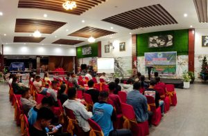 Yuvensius Tukung Lantik 33 Anggota Baru Pemuda Katolik Cabang Lembata