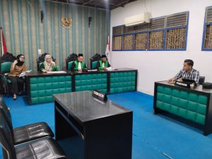 Sengketa Informasi Desa Pidoli Lombang : Camat Bersuara, Kadis PMD Tertutup dari Publik