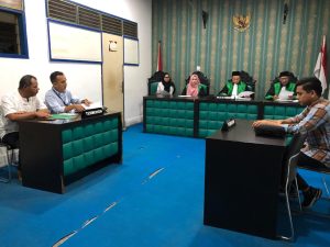 Sidang Kedua Sengketa Informasi: Kades Pidoli Lombang Bantah Terima Surat, Pemohon Tunjukkan Bukti, Komisi Tegaskan Hak Publik