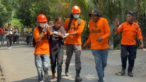 Basarnas Simulasi Evakuasi Darurat Bencana Erupsi Gunung Api di Lembata