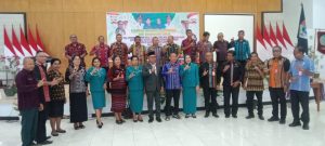 Lantik Pengurus PKK Lembata, Bupati Tuaq Ingatkan Jadi Motor Penggerak Pembangunan dari Akar Rumput