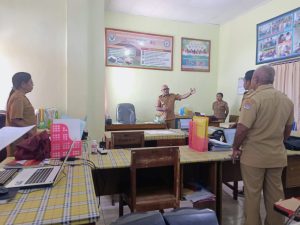 Bupati Lembata Sidak Dinas Kesehatan, Tegaskan Disiplin ASN : Prioritaskan Penanganan Masalah Kesehatan Kronis