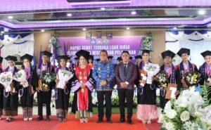 Gubernur NTT Hadiri Rapat Senat Terbuka Luar Biasa STIKES Maranatha Kupang