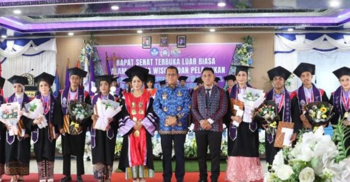 Gubernur NTT Hadiri Rapat Senat Terbuka Luar Biasa STIKES Maranatha Kupang
