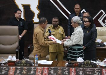 Hadiri Rapat Paripurna ke-35, Gubernur NTT Apresiasi DPRD NTT