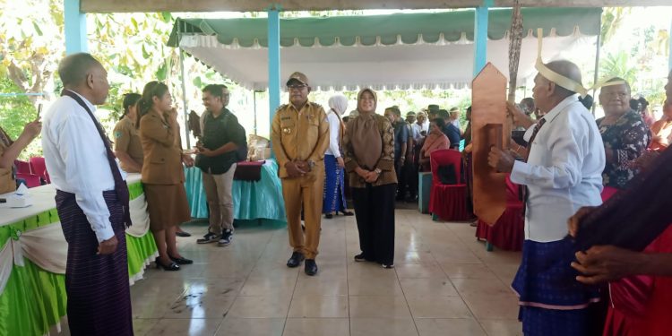 Menteri Wihaji Minta Maaf, Lain Waktu Baru Kunker di Lembata