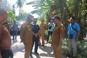 Wagub Johni Asadoma Tinjau Ruas Jalan Kalabahi – Kokar