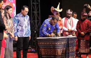 Gubernur NTT Hadiri Dies Natalis dan Peresmian Gedung Bruno Sukarto Stikom Uyelindo Kupang