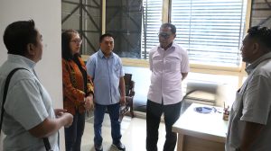 Wagub Asadoma Tinjau KC Pembantu Mobile Bank NTT Surabaya