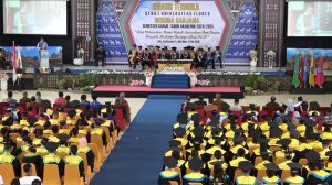 Gubernur NTT Hadiri Wisuda 172 Sarjana Universitas Flores