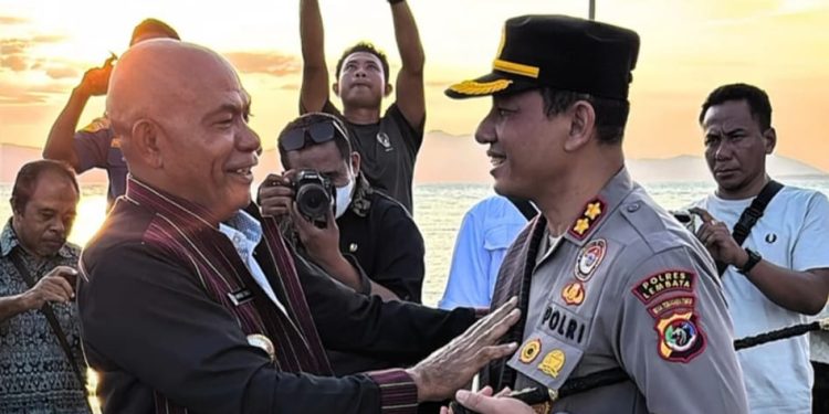 Kapolres Nanang Tiba di Lembata Disambut Bupati Tuaq, Bukti Sinergi Polri dan Pemerintah