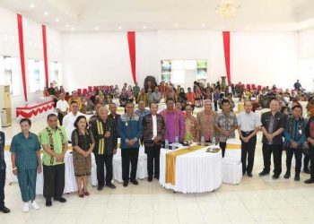 Wagub Johni Asadoma  Dialog Bersama Pensiunan : Pemerintah Siap Terima Kritik dan Saran Konstruktif