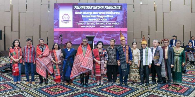 Wakil Gubernur Johni Asadoma Ajak IKBB Saroha Berkontribusi Membangun Daerah