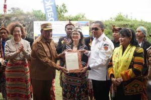 Gubernur NTT Dampingi Wamen Diktisaintek, Dukung Pembangunan SMA Unggul “Garuda”