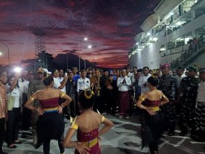 Sultan Buton Tiba Lembata Disambut Meriah Tradisi Lamaholot