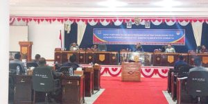 Rapat Paripurna RPJMD diwarnai Aksi Protes Dua Anggota DPRD Lembata