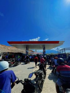 Robyn Wuwur : Mampukah Bupati Kanis dan Wabup Nasir Tuntaskan Persoalan BBM di Lembata ?