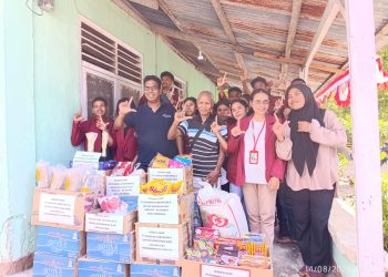Songsong HUT RI ke-80 : PT. Cendana IndoPearl Lembata Berbagi Santunan Kasih