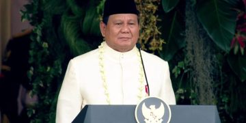 Prabowo Perdana Pimpin Upacara HUT RI ke-80 : Lagu Tabola Bale Menggema di Istana Negara