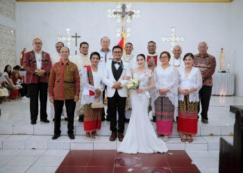 Meriahnya Pernikahan Putra-putri Penulis dan Wartawan