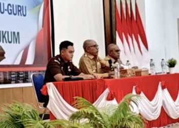 ​Inovasi Sekolah dan Tata Kelola Keuangan: Bupati Lembata Ajak Kepala Sekolah Berbenah