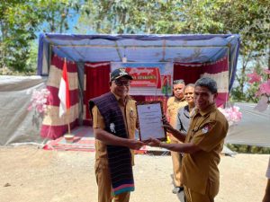  Bupati Lembata Hibahkan Sumur Bor Untuk Masyarakat Desa Atakowa