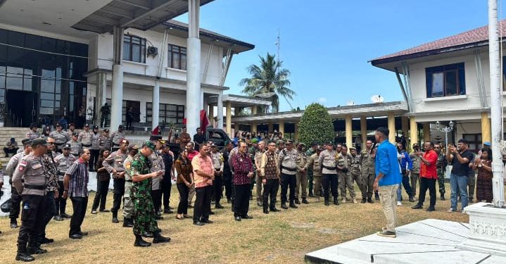Kapolres dan Dandim 1602 Pimpin Pengamanan Aksi Unjuk Rasa Damai di Kota Ende