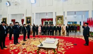 Presiden Prabowo Ganti 5 Menteri,  Dua Kursi Lowong