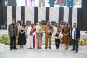 Gubernur Melki Ajak Gereja dan Pemerintah Bersinergi Bangun Karakter Generasi Muda NTT