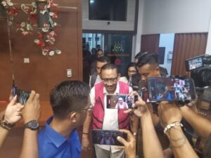 Kejaksaan Tinggi NTT Tahan Jonas Salean Terkait Kasus Korupsi