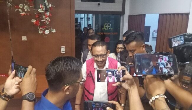 Kejaksaan Tinggi NTT Tahan Jonas Salean Terkait Kasus Korupsi