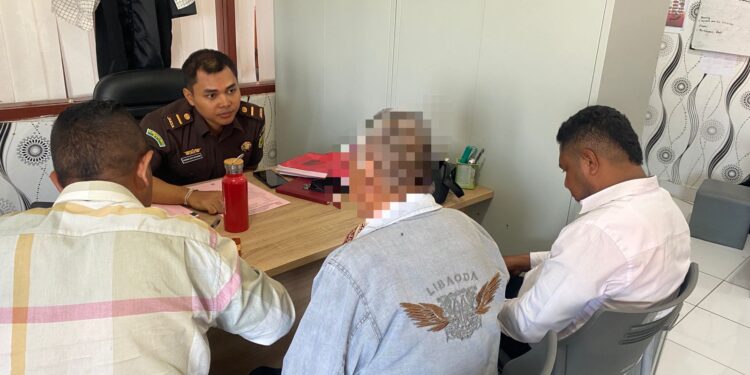 Kakek 72 Tahun Setubui Dua Pelajar Kakak Beradik