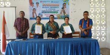 Maria Kedang Resmi Jadi Bunda Literasi Wulandoni, Surat Bayo Tuaq: “Membaca Bukan Sekadar Kewajiban, tapi Gaya Hidup”