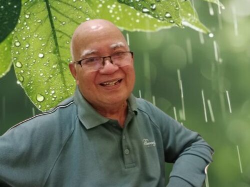 Pendidik dan Penyiram Antar Generasi (𝑬𝒖𝒍𝒐𝒈𝒊 𝑷. 𝑭𝒓𝒂𝒏𝒔 𝑷𝒐𝒓𝒂 𝑼𝒋𝒂𝒏, 𝑺𝑽𝑫)