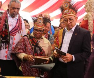 Menteri Kebudayaan Fadli Zon Buka Pameran “Kebudayaan Indonesia di Kawasan Timur” 