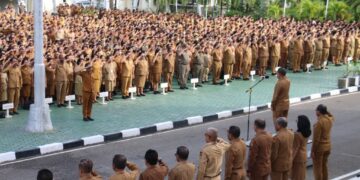 Gubernur NTT Pimpin Apel ASN : Doakan Korban Bencana Sumatera