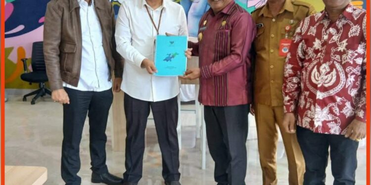 Bupati Kanis Pastikan Sekolah Rakyat Hadir di Lembata: Langkah Tenang, Hasil Nyata