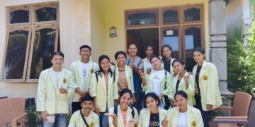 Mahasiswa Program Studi Ilmu Sosiatri Sekolah Tinggi Pembangunan Masyarakat Santa Ursula Ende Identifikasi Masalah Krusial di RW 007 Sukamaju